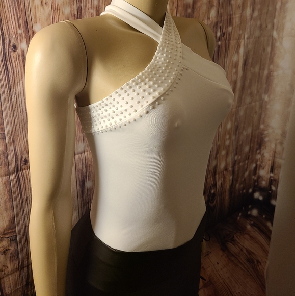 Pearl-Studded Halter (Available in Various Sizes) - Picture 4 of 4